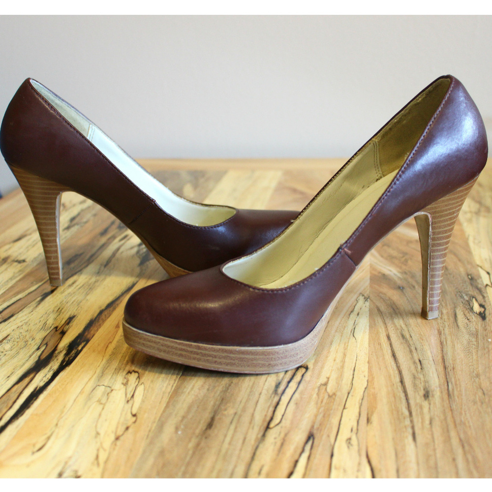 Mossimo Brown Genuine Leather Heels 4" Sz 6.5